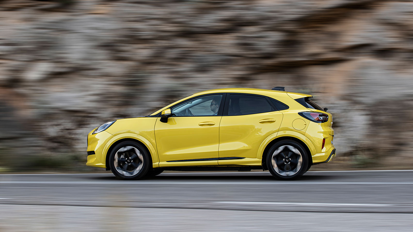 Πρώτη επαφή με το νέο Ford Puma Gen-E στην Ελλάδα